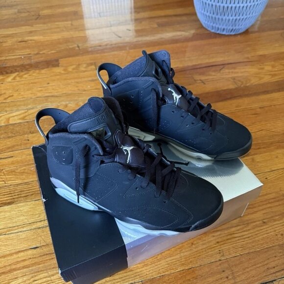 AIR JORDAN Chrome Metallic Retro 6 Mens size 10 - Picture 5 of 5